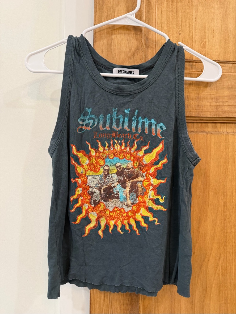 Daydreamer Dark Gray 'Sublime' Graphic Tank with Orange Sunburst